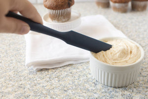 Navy Silicone Icing Spatula, Spreader, 9"